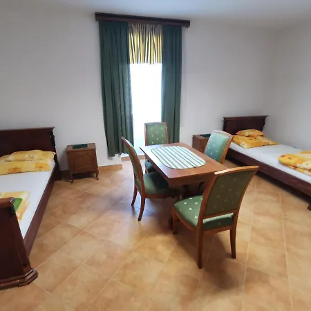 Apartment Igmandi Kuria